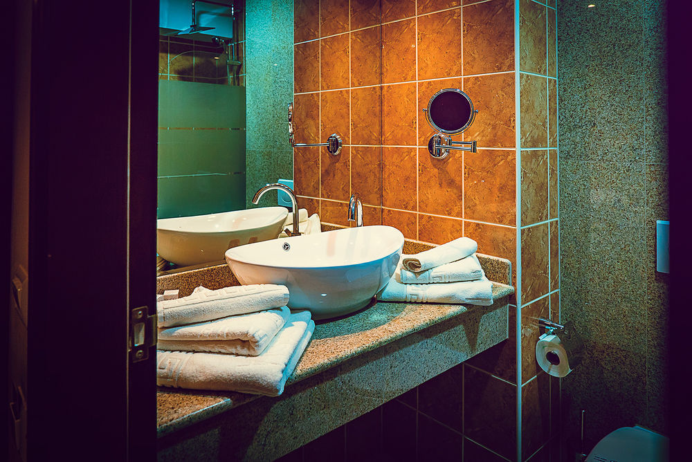 Perla Hotel Slănic-Moldova Exteriör bild